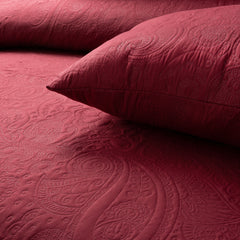 Spiral Vibes 3 Pcs Ultrasonic Bedspread - Maroon